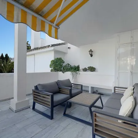 Appartement 1104 First Line Golden Pool Marbellac